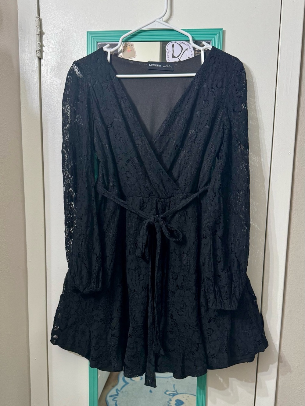 Luxe Black Lace Long-Sleeve Wrap Dress